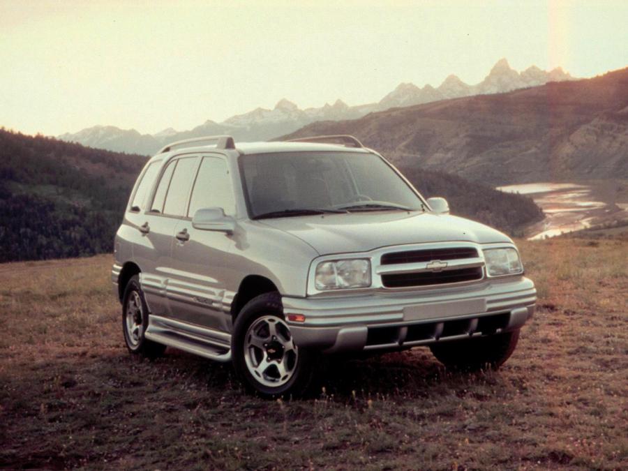  Chevrolet Tracker 1999 года  (фото 7 из 22)